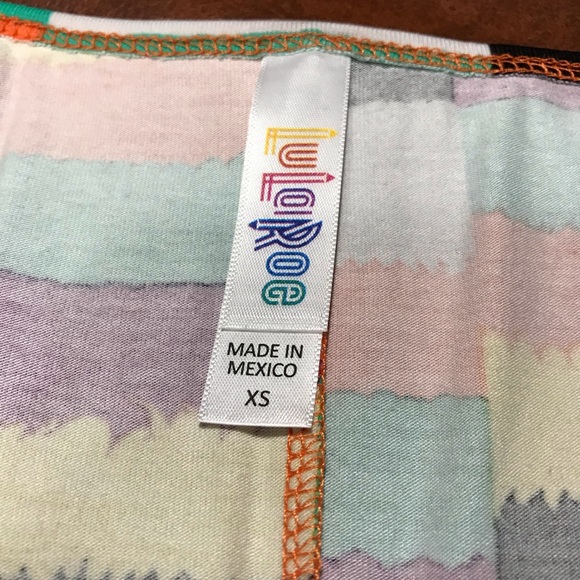 LuLaRoe Perfect T - Picture 2 of 3